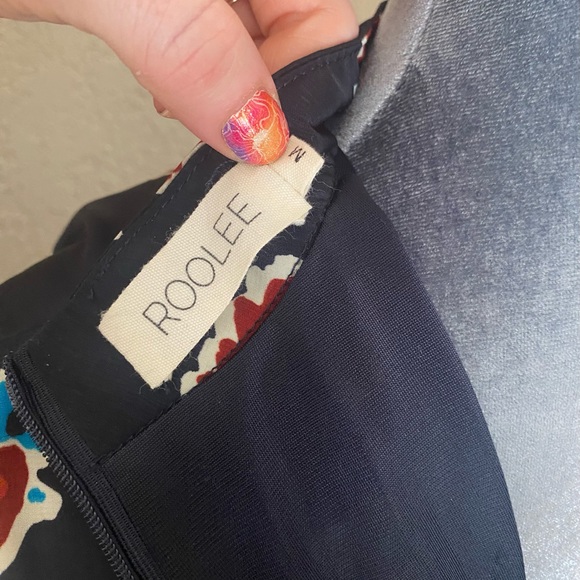 Roolee Women's Floral Dress with Elastic Waist Band and Front Pockets Size M - Picture 6 of 6